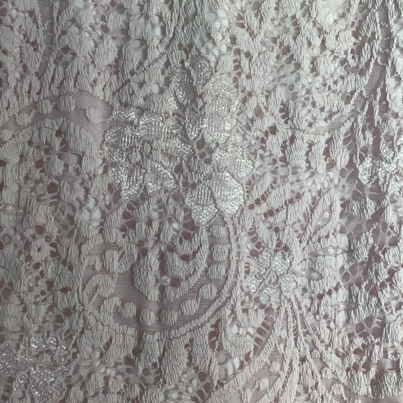 Beautiful size M New York and Company mid length dress - Picture 3 of 3